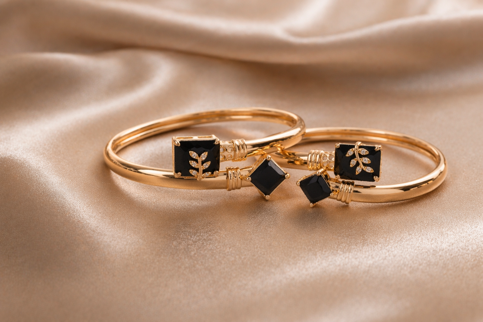 Kada bracelet