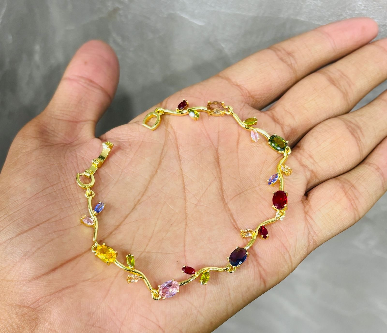 Tulip bracelet